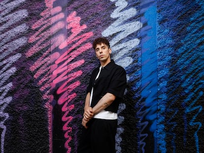 Diego Arroyo, vocalista y líder de Veintiuno.