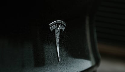 Logo de Tesla