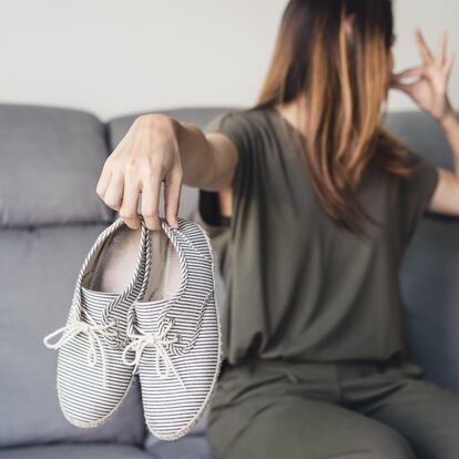Este es el mejor desodorante para los zapatos que se puede comprar en Amazon