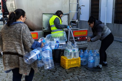 Afectados por falta de agua potable en la localidad de Pozoblanco, en la comarca de Los Pedroches, Córdoba.